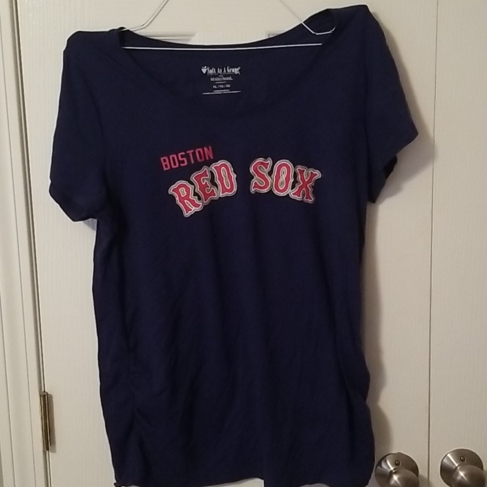 Maternity tee
